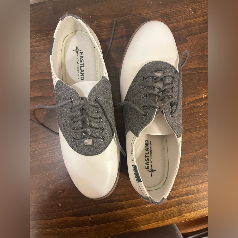 Eastland lace shoe